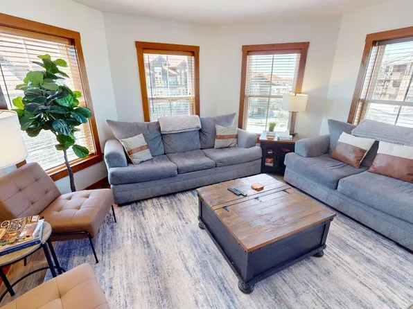 33 Allegheny Springs Ln, Slatyfork, WV 26291