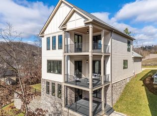 810 Stellar Vw, Chattanooga, TN 37405