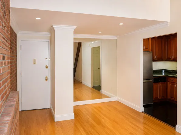 243 West 76th Street image 1 of 7