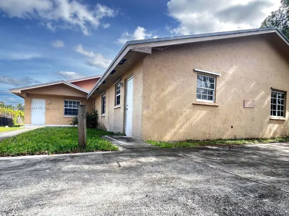 15741 NW 40th Ct, Miami Gardens, FL 33054