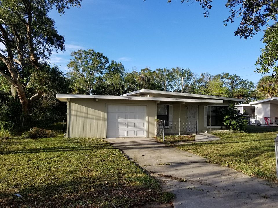 2nd image of 1616 N Smith Dr
