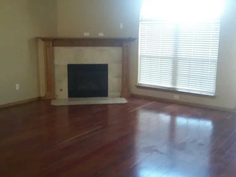 1632 Creekside Ln #1632 — Photo 2