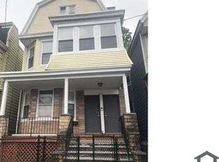 211 Wilkinson Ave #1, Jersey City, NJ 07305