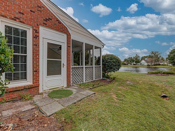 2nd image of 3011 Remington Dr