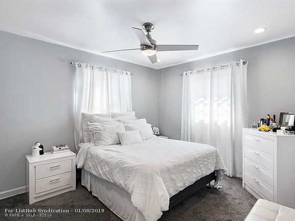 4th image of 4824 Clinton Blvd