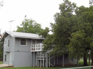 905 N Castlehills Dr, Marble Falls, TX 78654