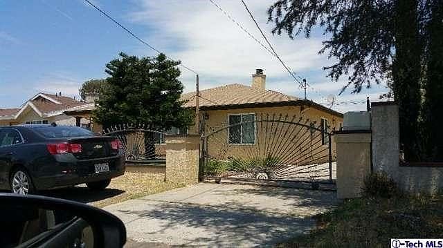 1st image of 11835 Arminta St