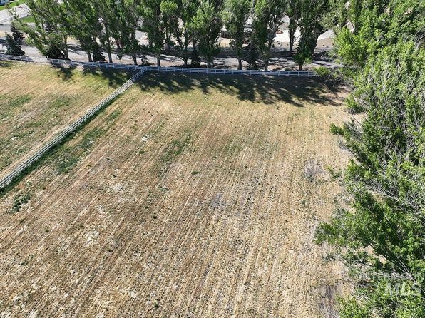 18 Hidden Valley Rd #5, Marsing, ID 83639