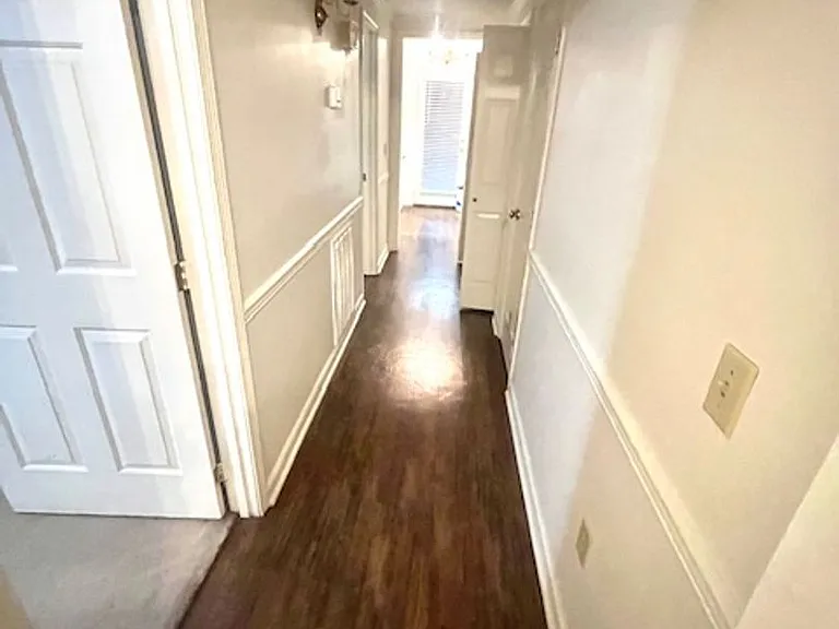 1127 Quinn St — Photo 5