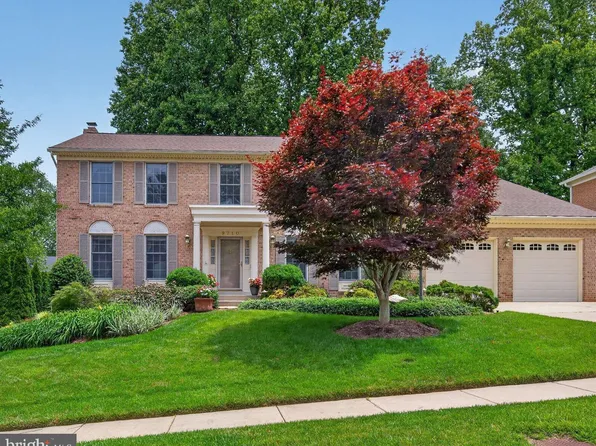 9710 Dansk Ct, Fairfax, VA 22032