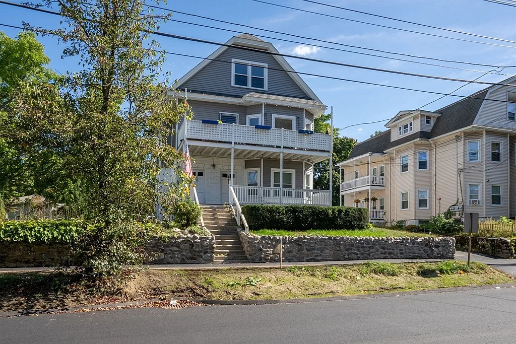 Building Photo - 144 Waverly Rd #1