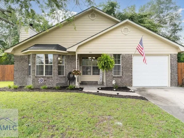 1111 Cobra Cir, Hinesville, GA 31313