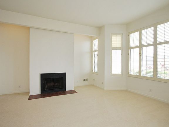 5th image of 2135 Vallejo St #2