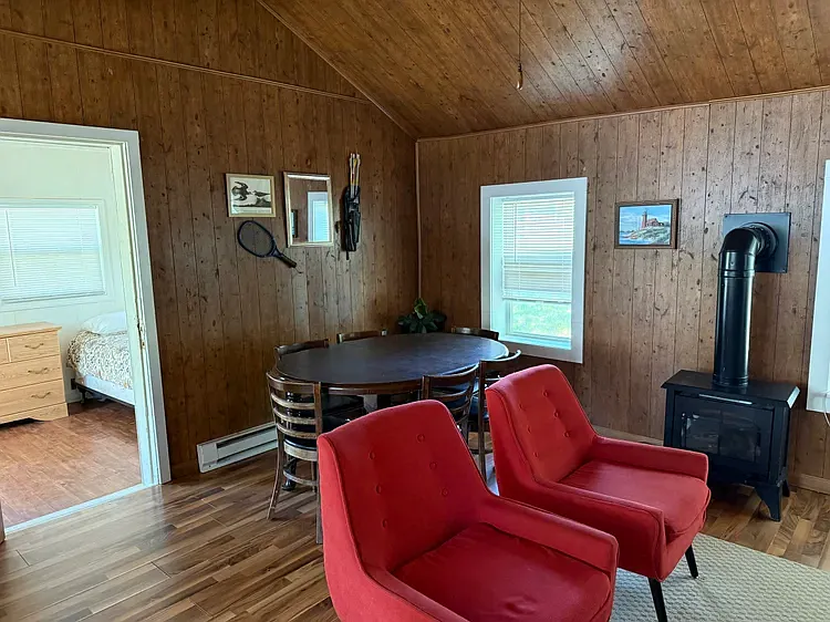 3 bed, 2298 sqft, $1,500 — Photo 4