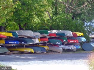 3443 Pinetree Ter, Falls Church, VA 22041