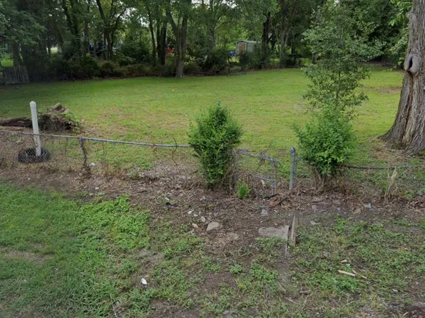 811 N Polk Ave, Bryan, TX 77803