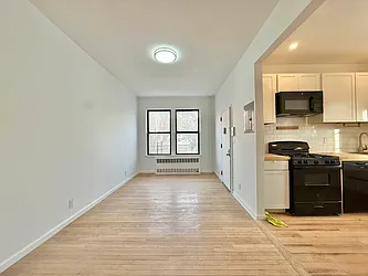 1022 Cortelyou Road, #2