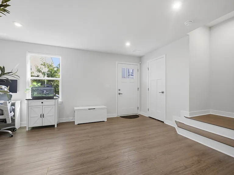 1216 Gunboat Dr — Photo 9
