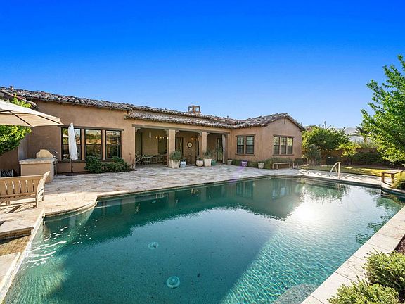 5th image of 5 Cassis Cir