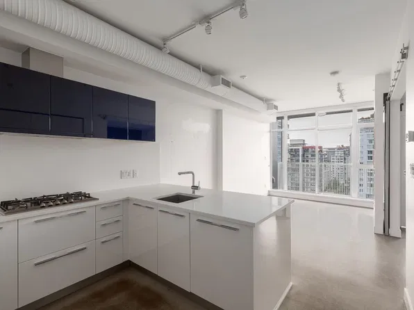 108 E 1st Ave #1505, Vancouver, BC V5T 0E4