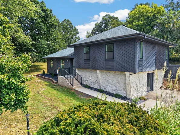 3144 W Heritage Drive, Ozark, MO 65721