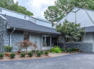 11448 Conway Rd, Saint Louis, MO
