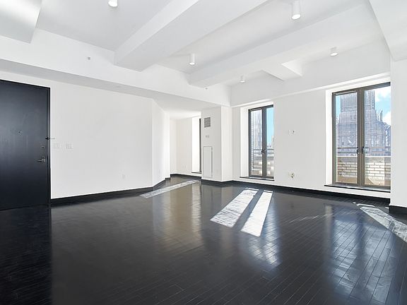 4th image of 20 Pine St Unit Penthouse 41