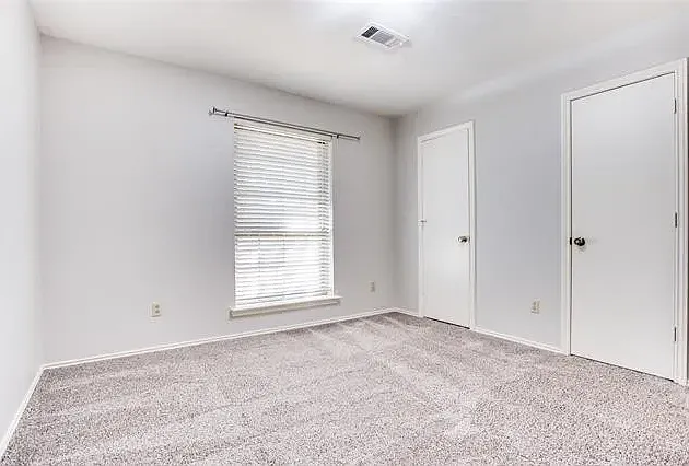 2203 Glen Forest Ln — Photo 9