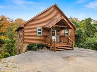 3211 Outlook Way, Pigeon Forge, TN 37863