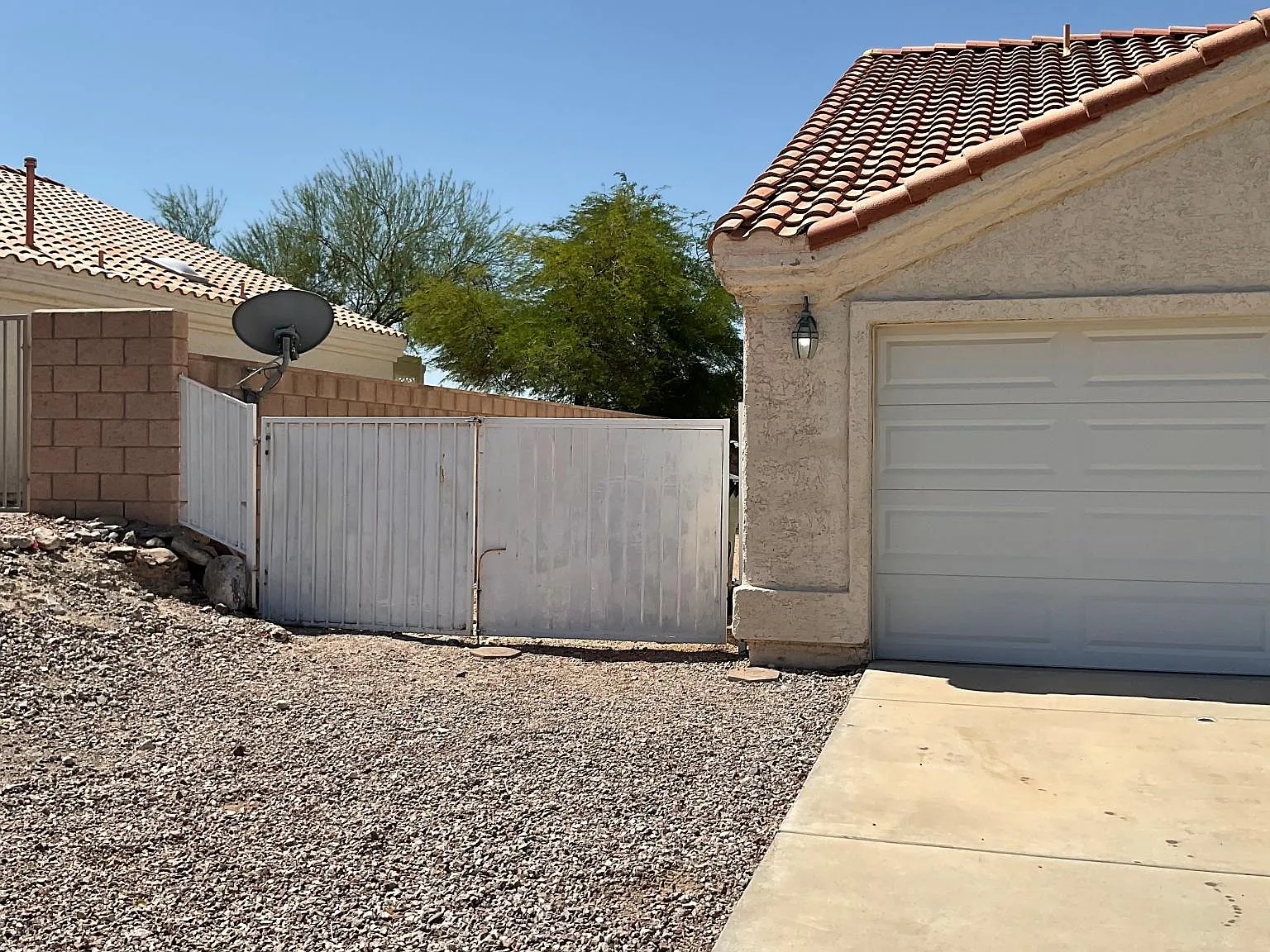 3 bed, 1263 sqft, $1,900 — Photo 3