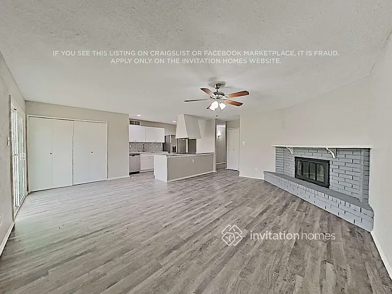 10214 Deer Hollow Dr — Photo 4