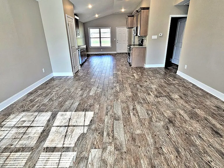 717 Iron Wood Dr SW — Photo 6