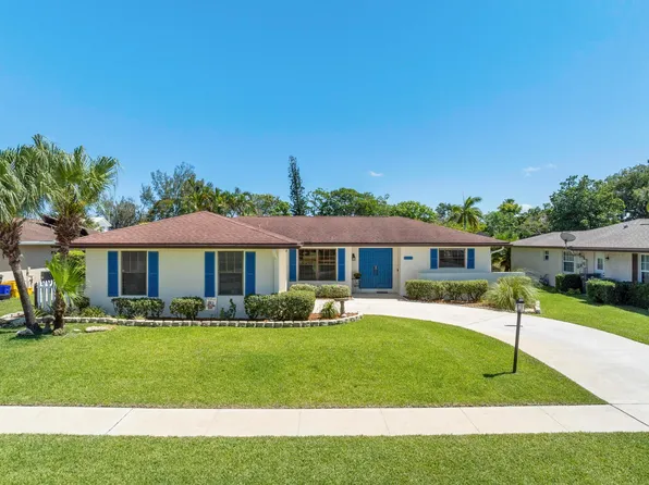 2790 Flamango Lake Drive, West Palm Beach, FL 33406