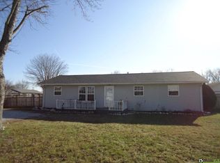 245 Falcon Dr, Columbus, IN 47201