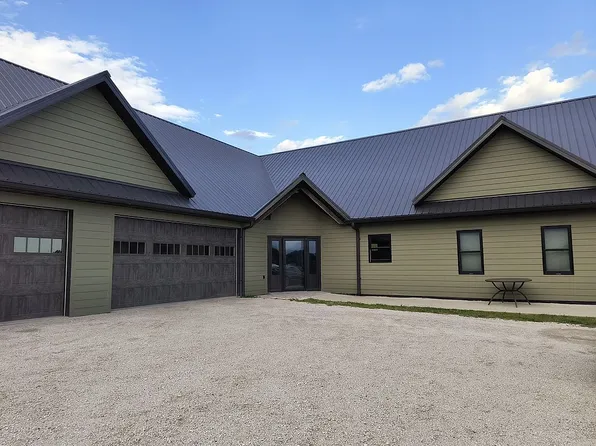 2266 Nevada Ave, Humboldt, IA 50548