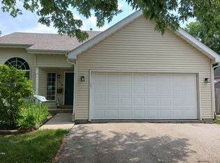 4929 Arlington St, Loves Park, IL
