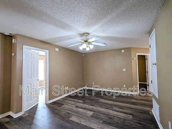 4th image of 1511 Galvin Ave