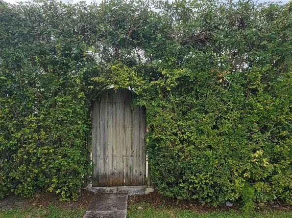 2510 SW 129th Ave, Miami, FL 33175