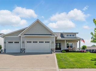 901 Cardinal Dr, Polk City, IA 50226