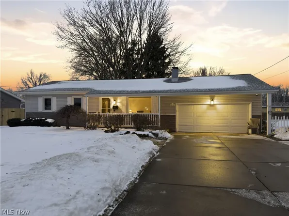 4656 Pinegrove Ave, Youngstown, OH 44515