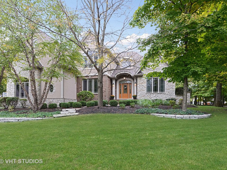 1st image of 865 Basswood Ln