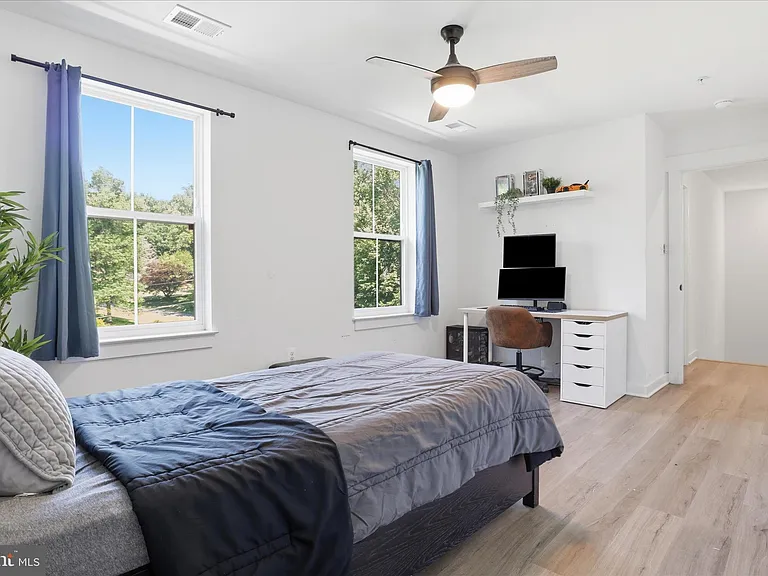 15717 Tierra Dr — Photo 29