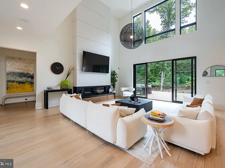 40388 Manbar Ln — Photo 14