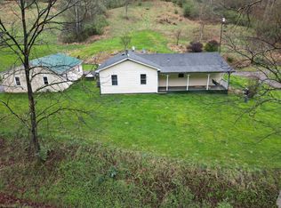 1220 Little Cove Rd, Troy, WV 26443