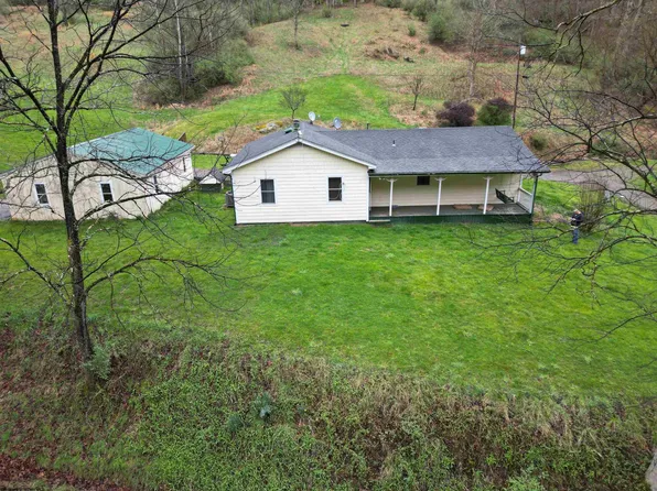 1220 Little Cove Rd, Troy, WV 26443