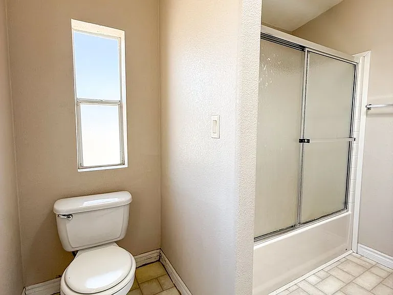 74804 Amboy Rd — Photo 8