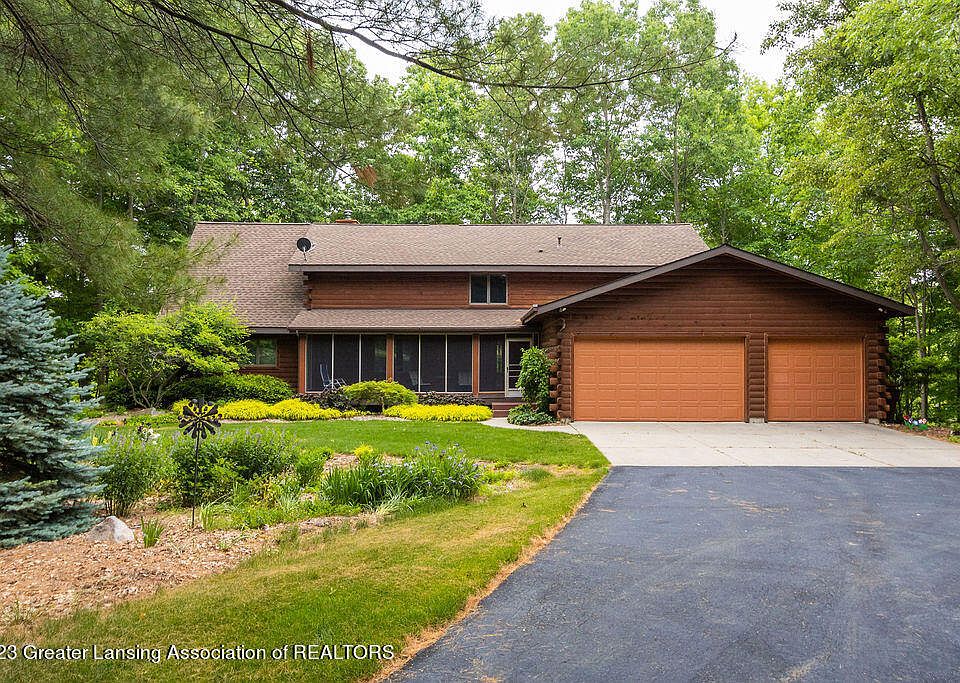 1st image of 1048 Cherry Valle Ln