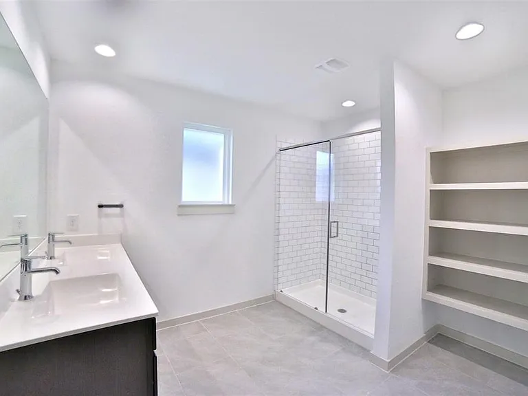 3810 Lila Lake Ln — Photo 14
