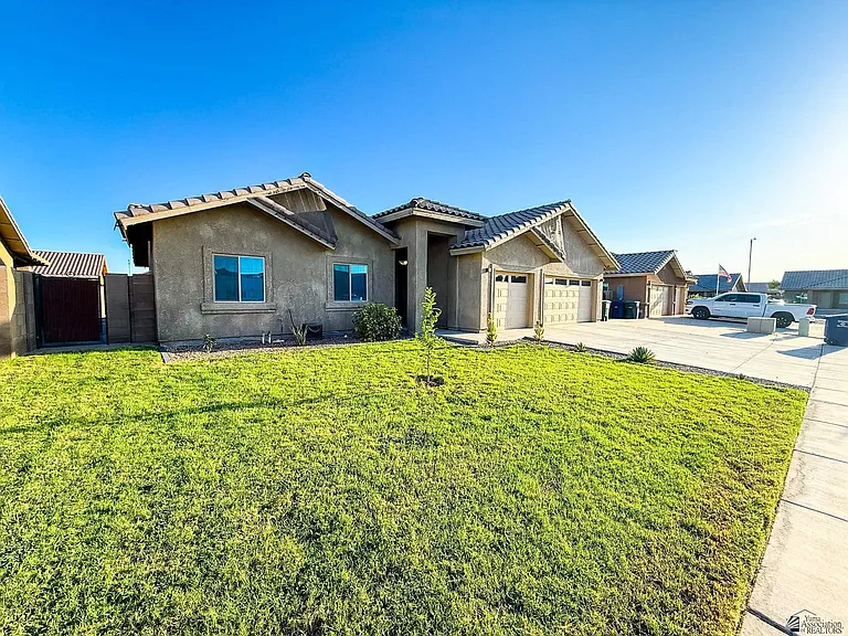 4461 W 26th Pl — Photo 3