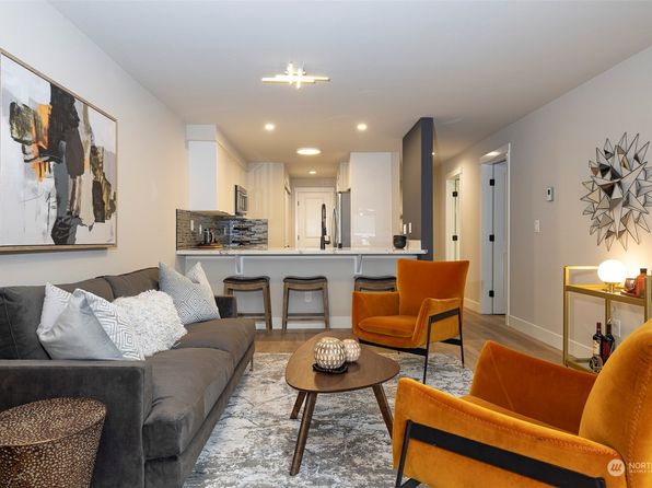 11305 NE 128th St APT C103
